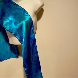 LUXURIOUS silk scarf